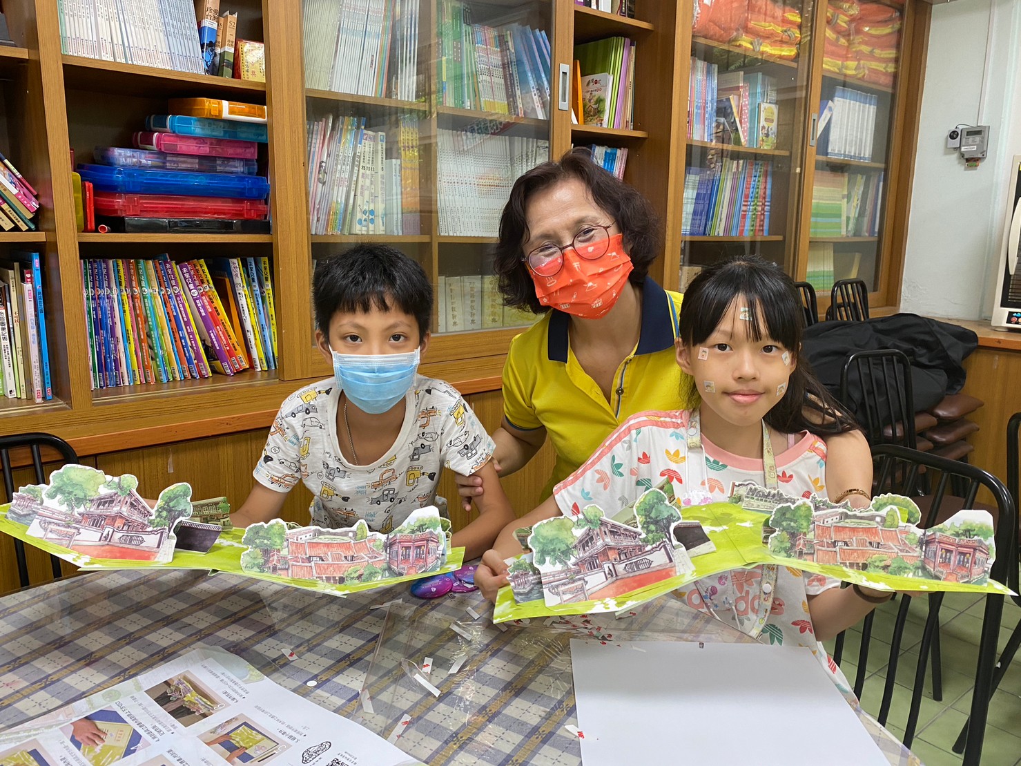 林園繪本共讀暨立體書DIY活動-112.06.28前進和平國小